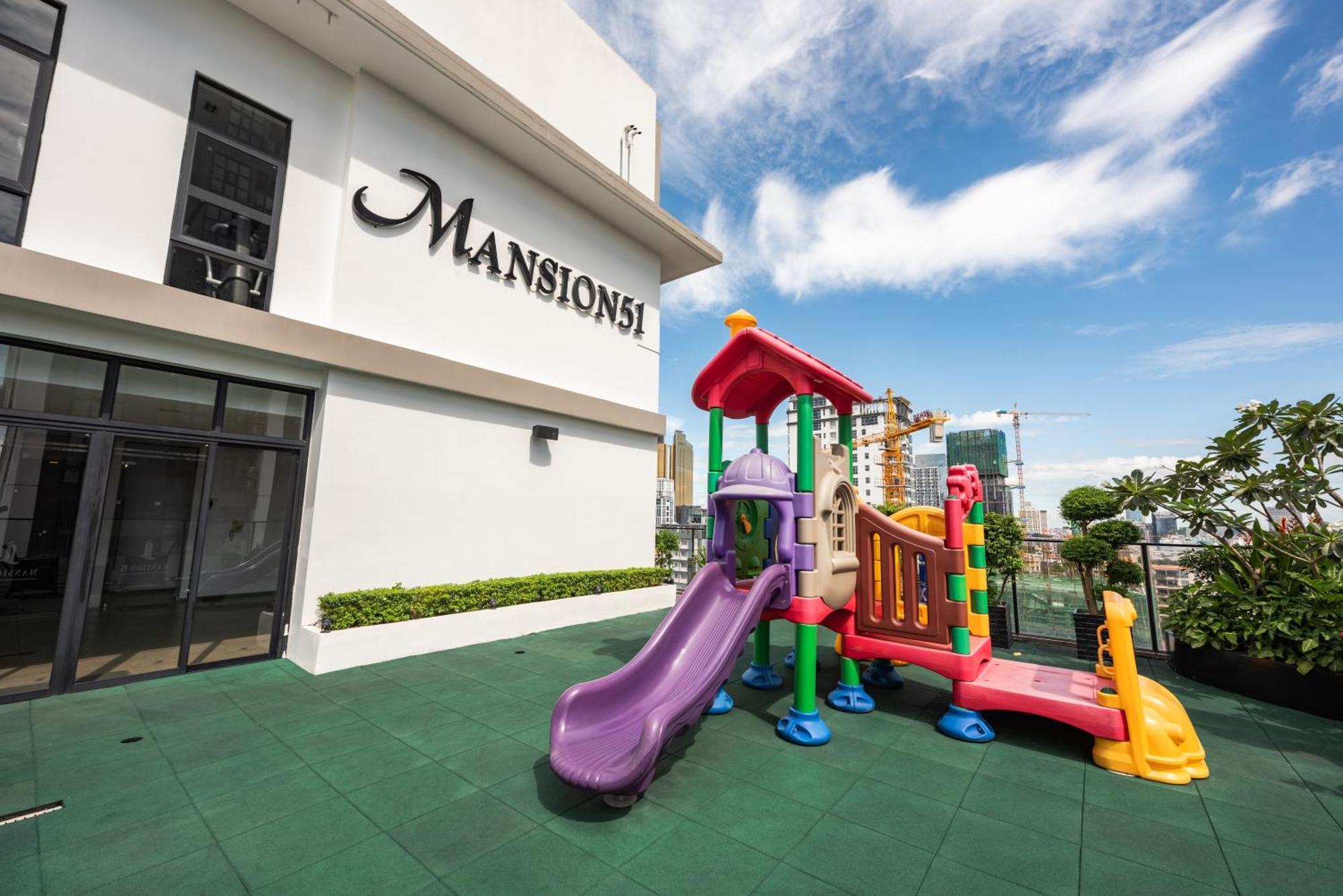 Mansion 51 Hotel & Apartment Phnom Penh Esterno foto