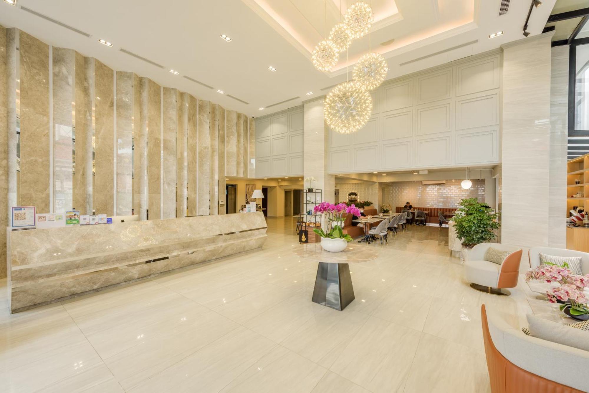 Mansion 51 Hotel & Apartment Phnom Penh Esterno foto